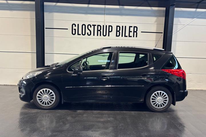 Sort Peugeot 207 fra 2012