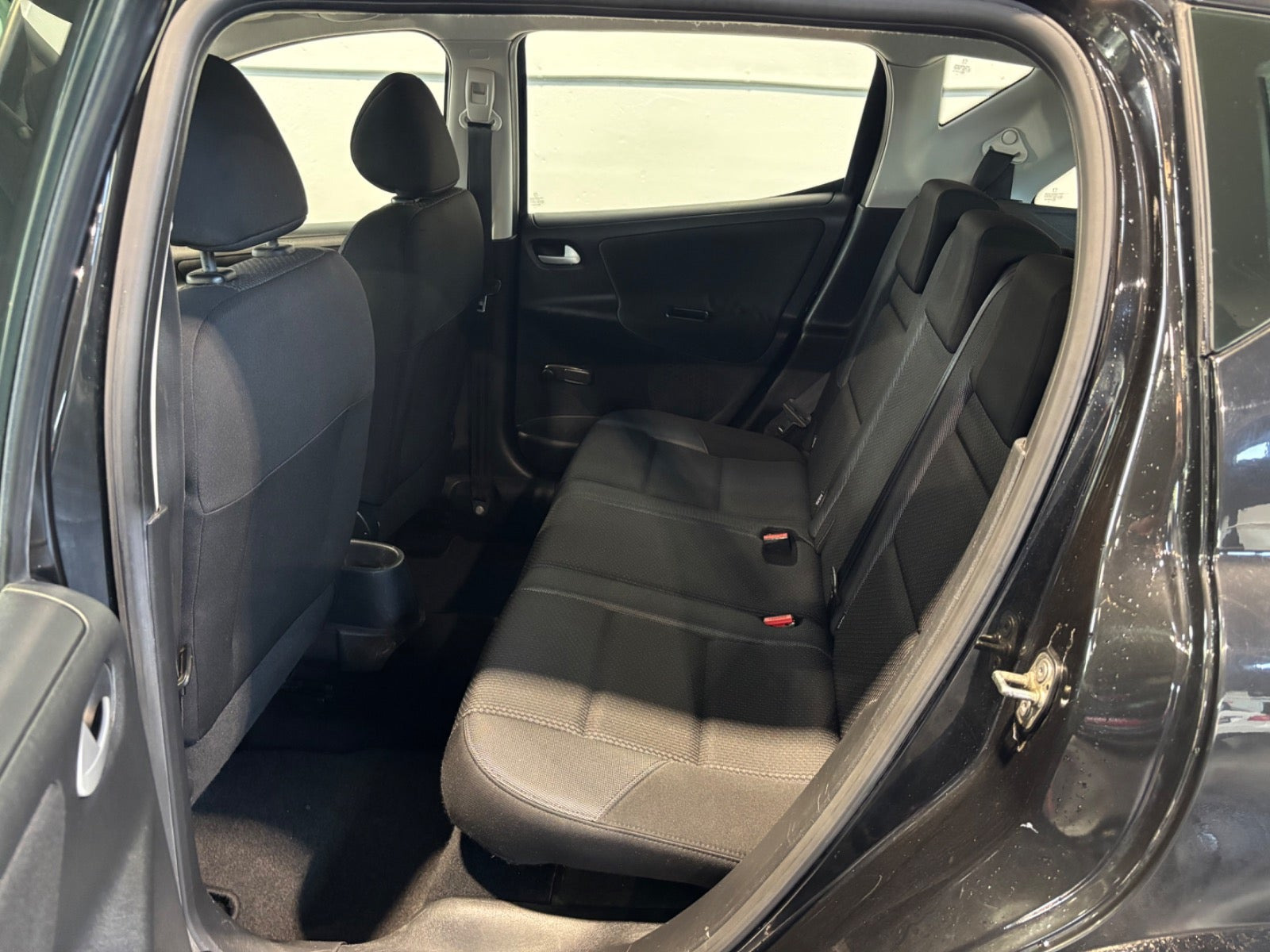 Sort Peugeot 207 fra 2012