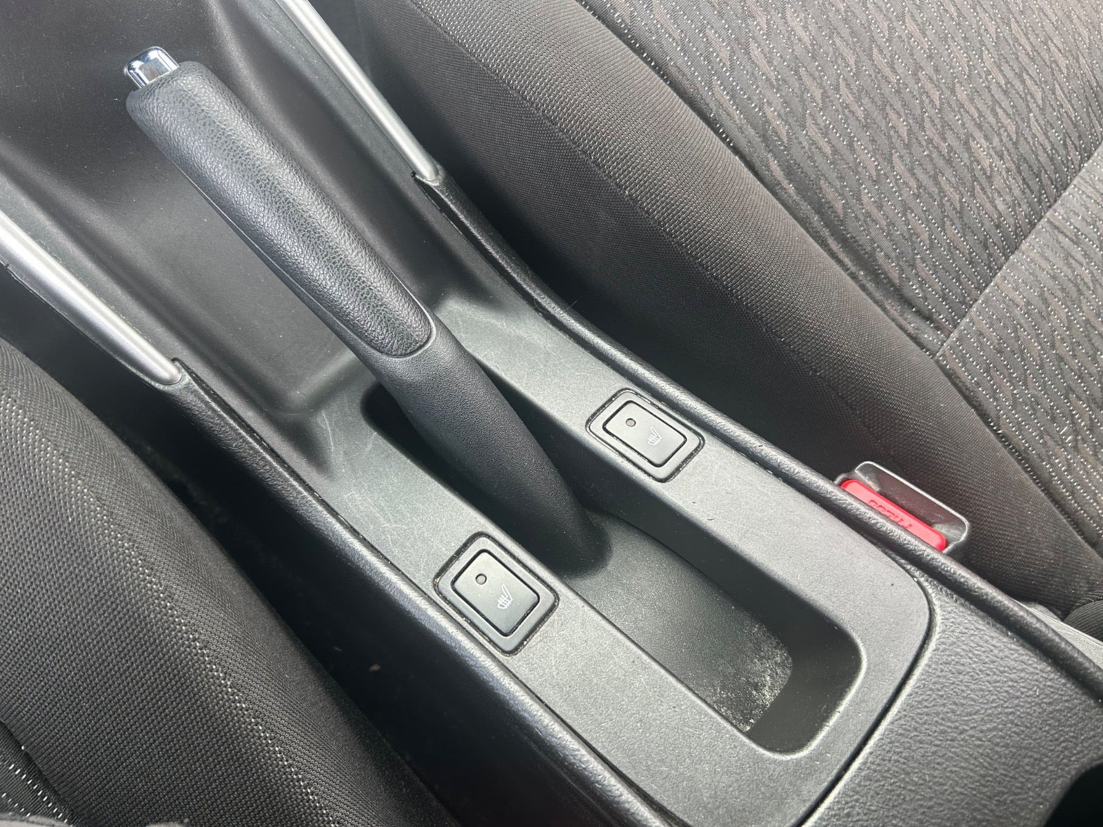 Grå Suzuki Baleno fra 2016
