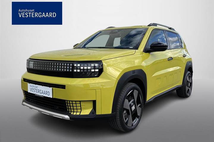 Gul Fiat Grande Panda fra 2025 set udefra
