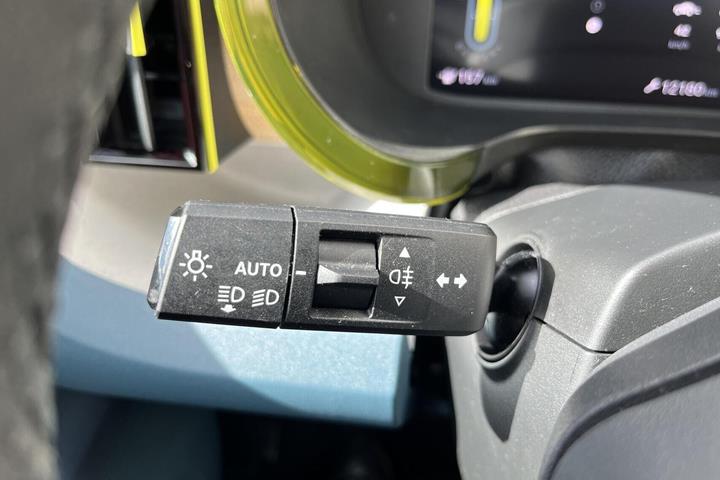 Gul Fiat Grande Panda fra 2025