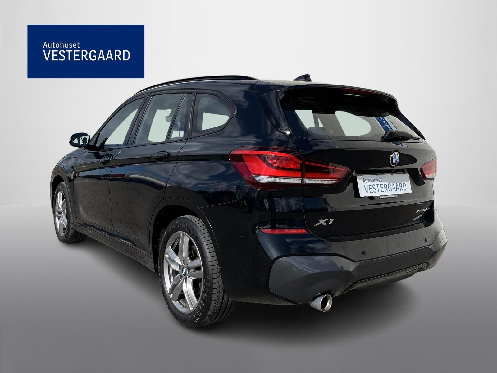 Sort BMW X1 fra 2020