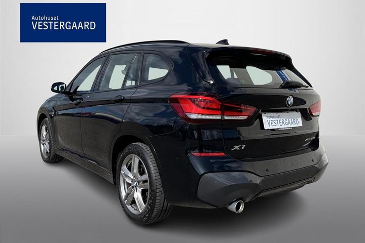 Sort BMW X1 fra 2020