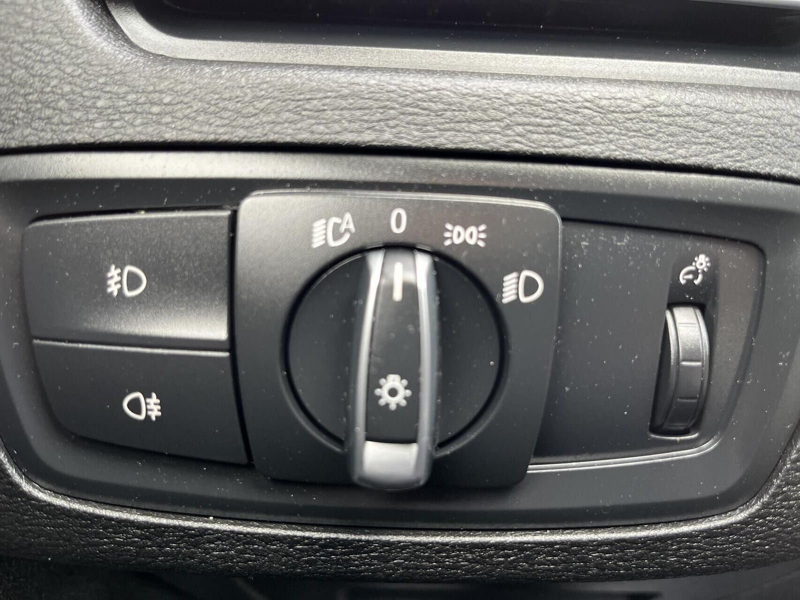Sort BMW X1 fra 2020