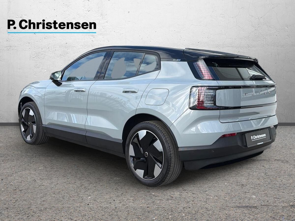 Grå Volvo EX30 fra 2024