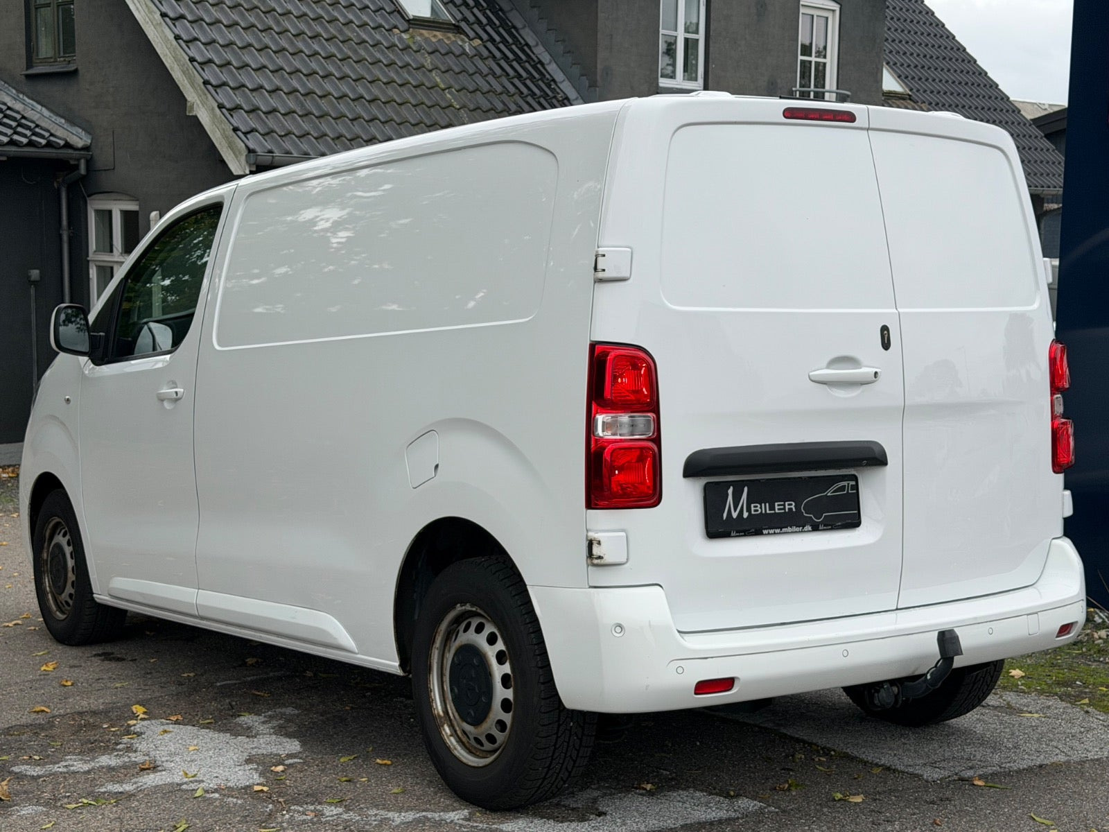 Hvid Peugeot Expert fra 2021