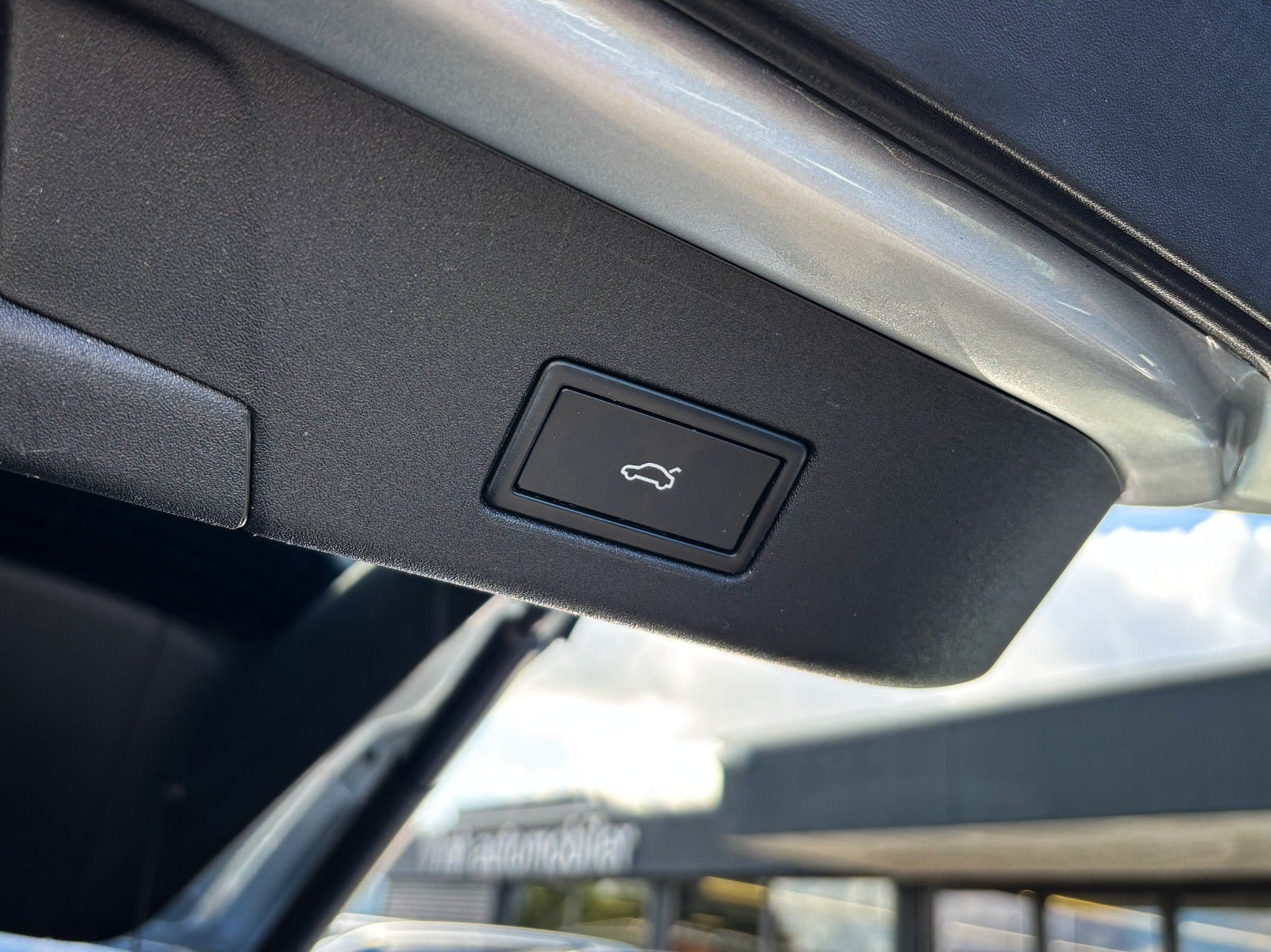 Sølv VW ID.4 fra 2025