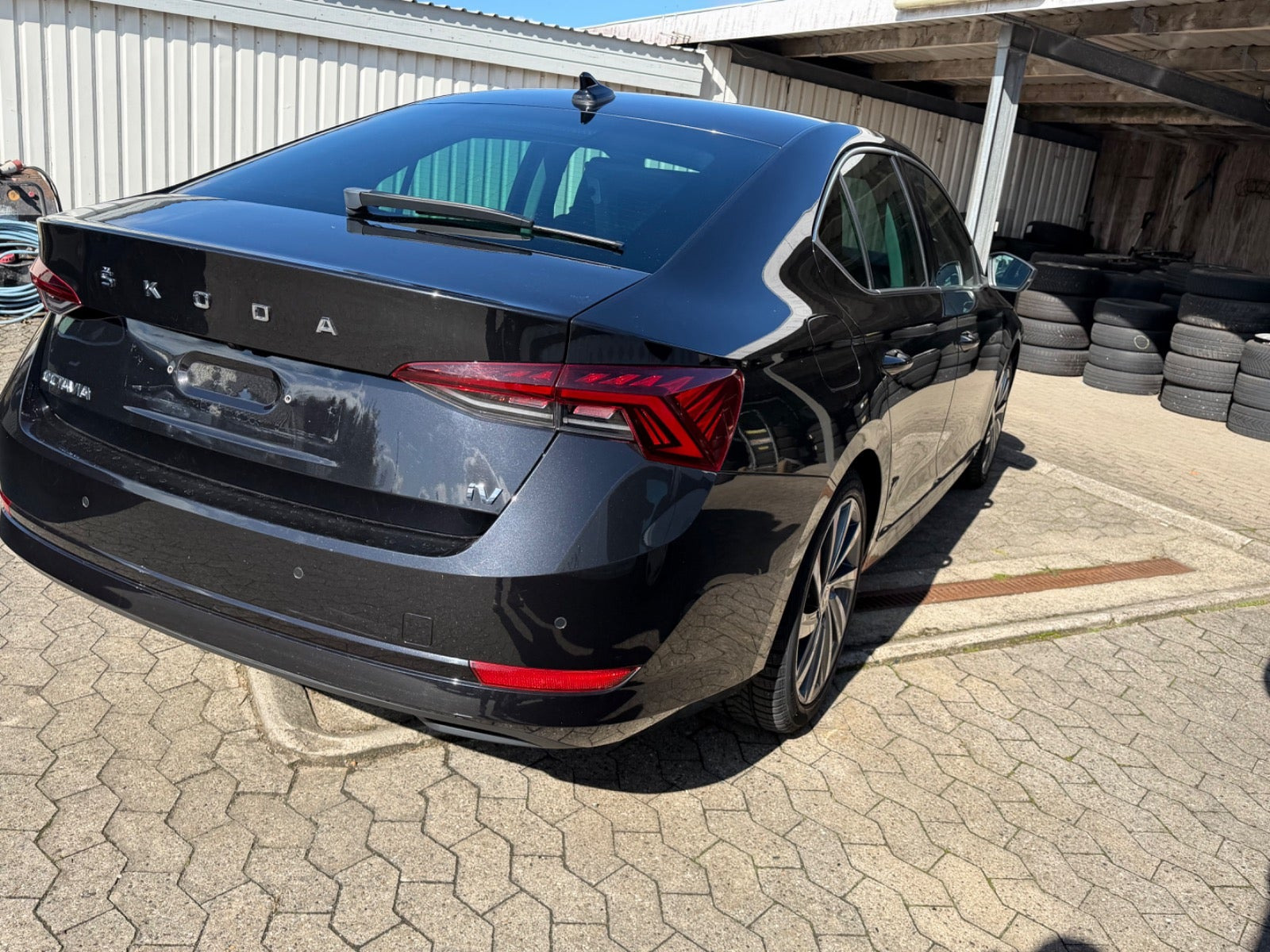 Sort Skoda Octavia fra 2021