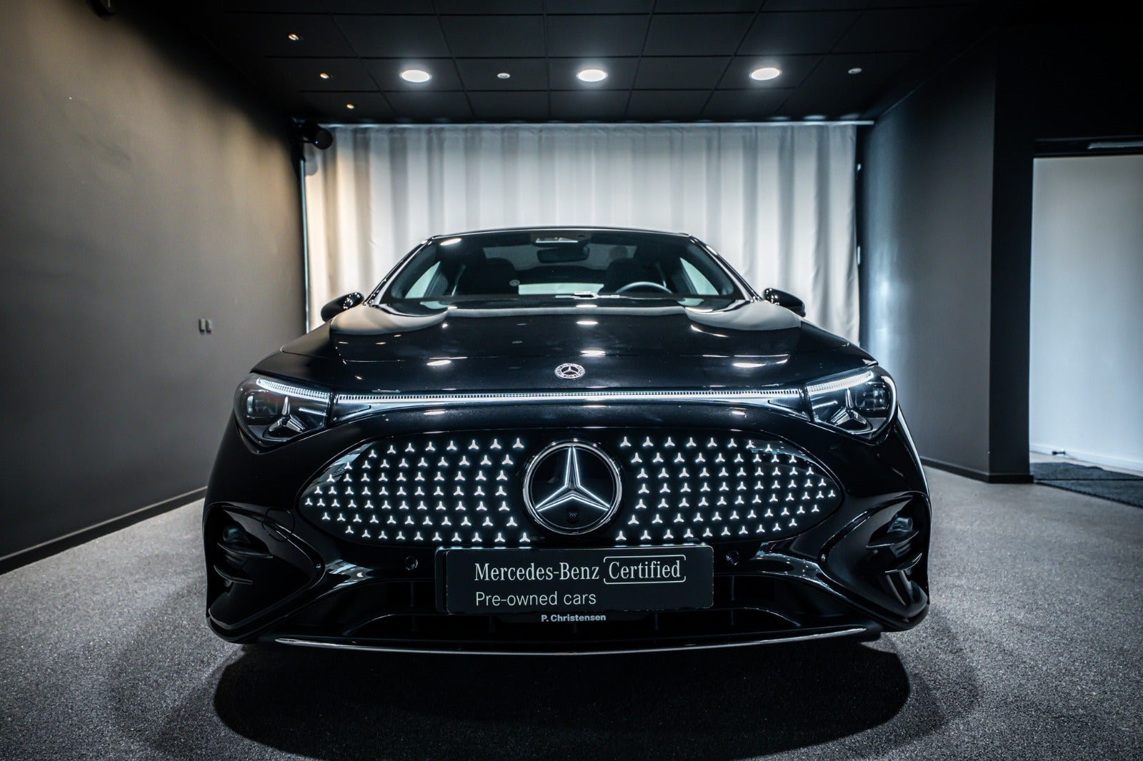 Sort Mercedes CLA250+ fra 2025