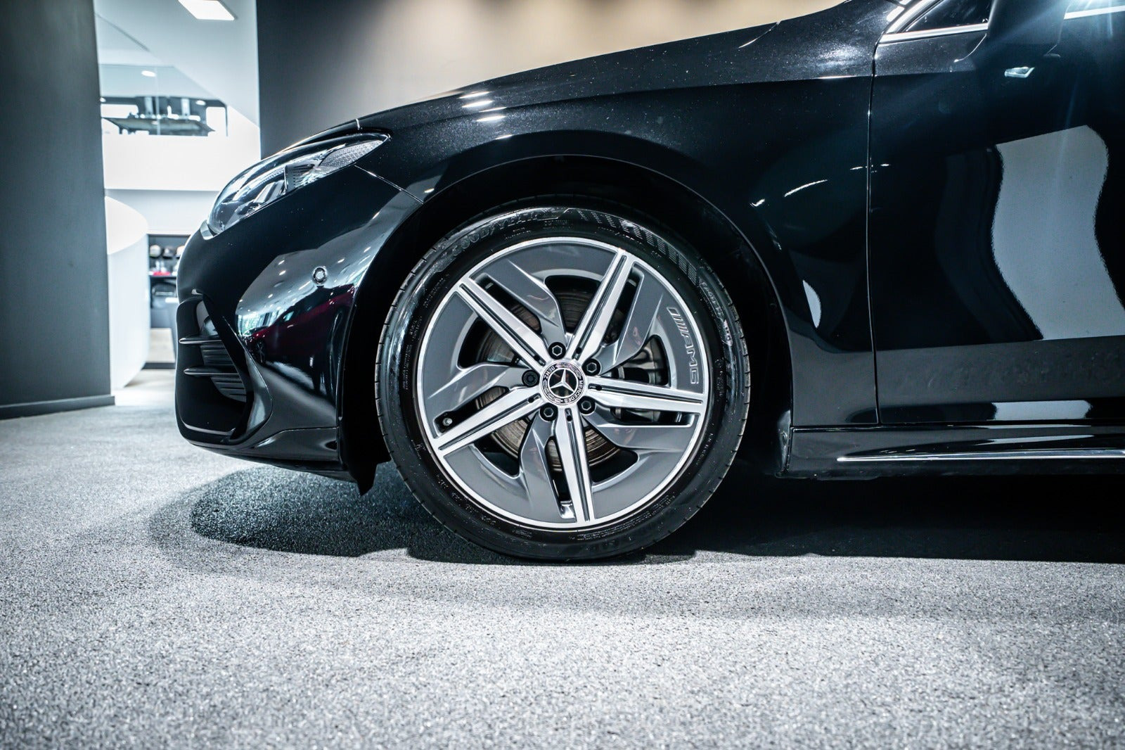 Sort Mercedes CLA250+ fra 2025