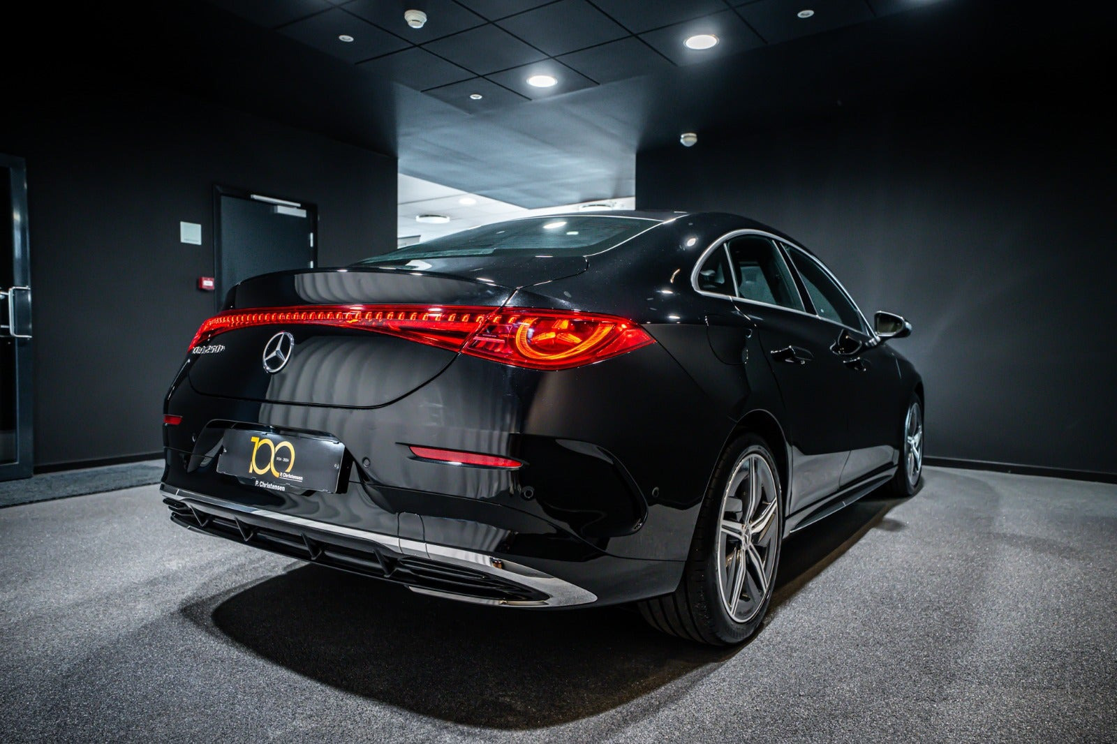 Sort Mercedes CLA250+ fra 2025