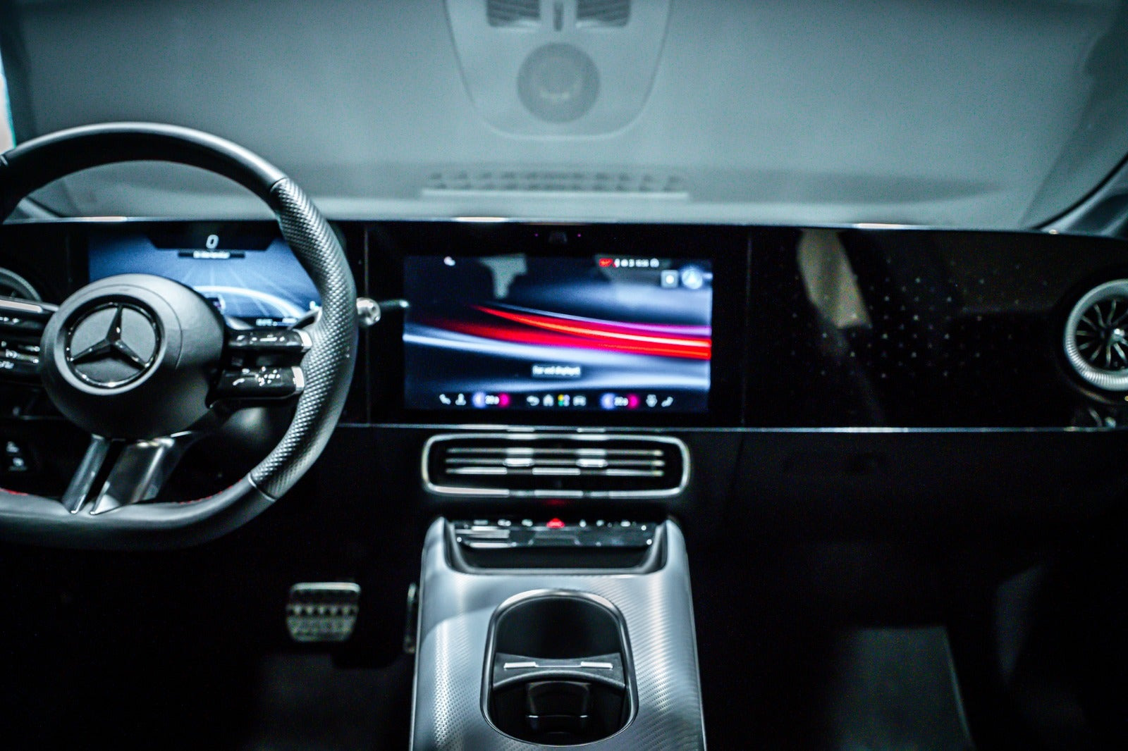 Sort Mercedes CLA250+ fra 2025