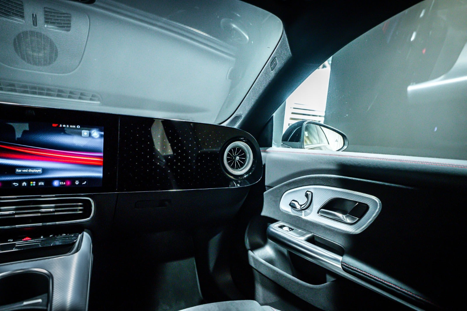 Sort Mercedes CLA250+ fra 2025