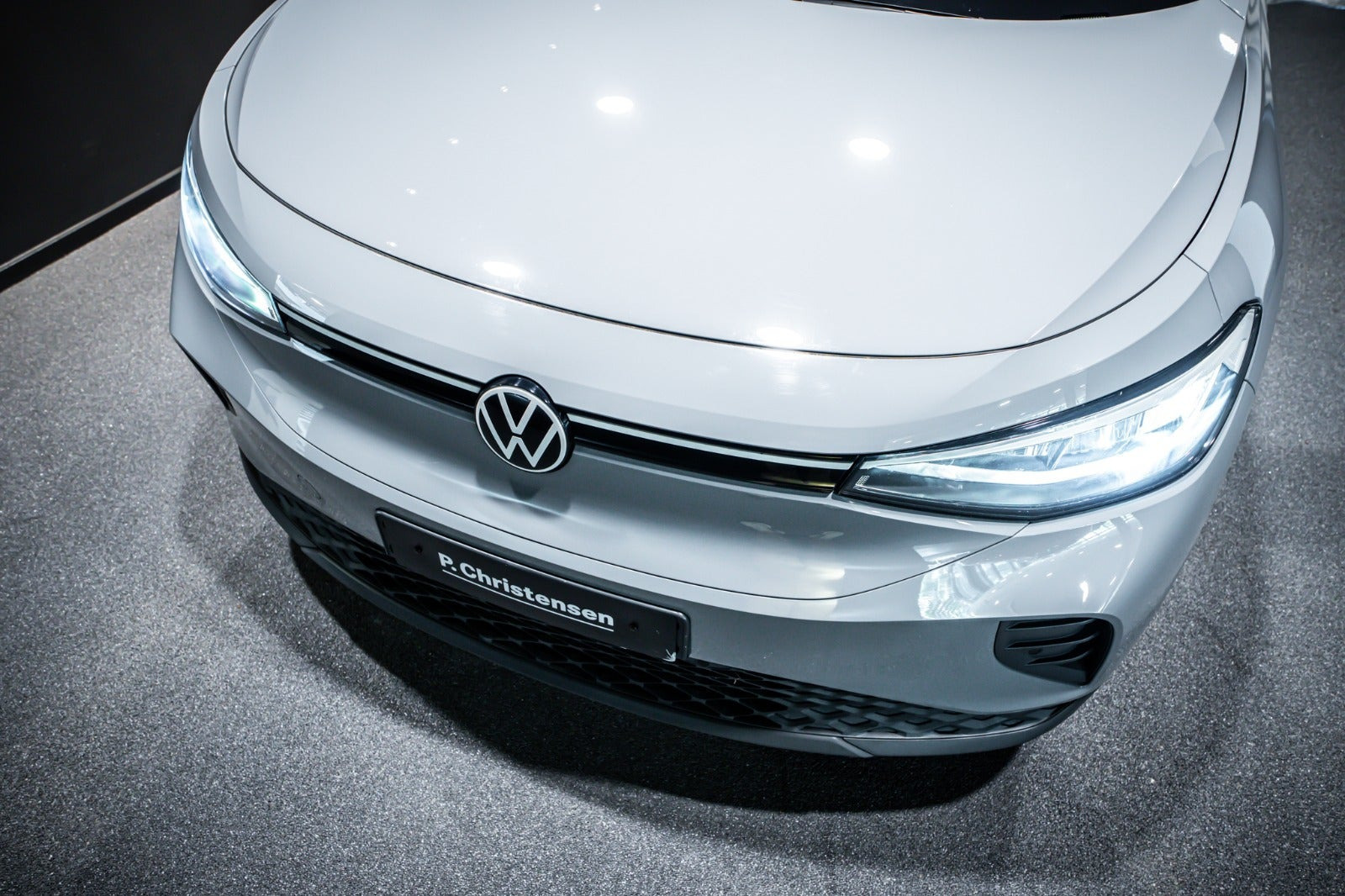 Grå VW ID.4 fra 2023