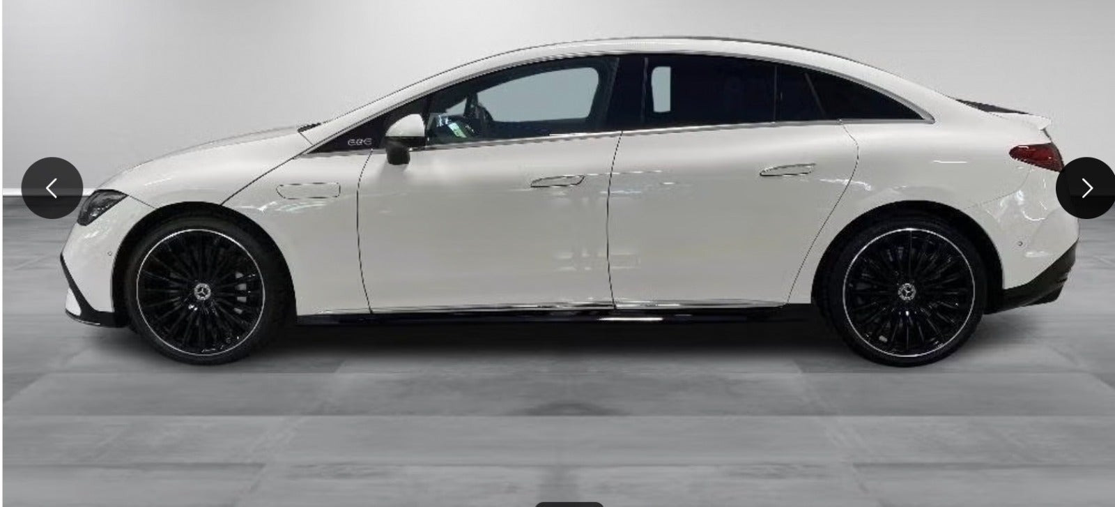 Hvid Mercedes EQE350+ fra 2024