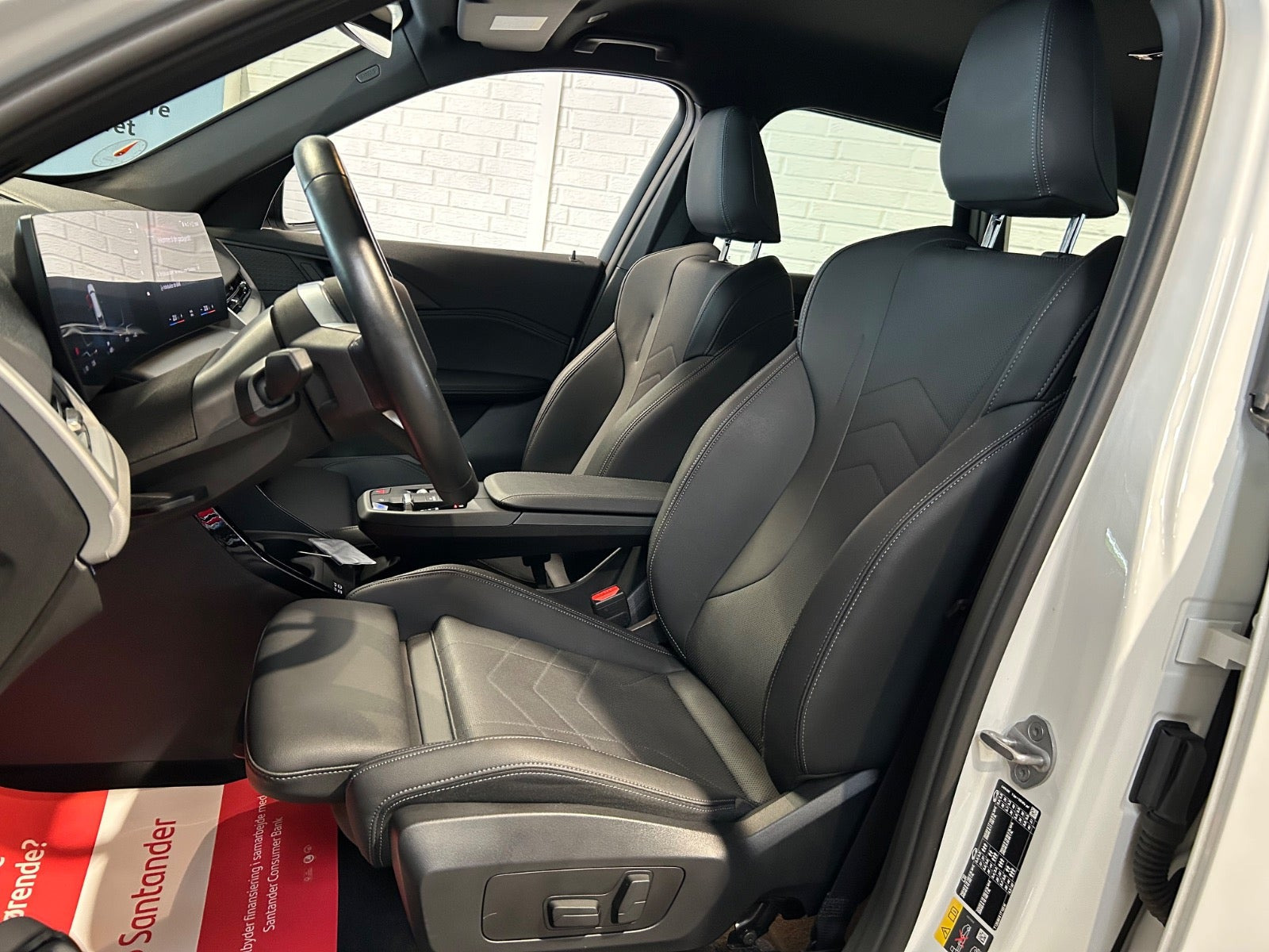 Hvid BMW iX1 fra 2023