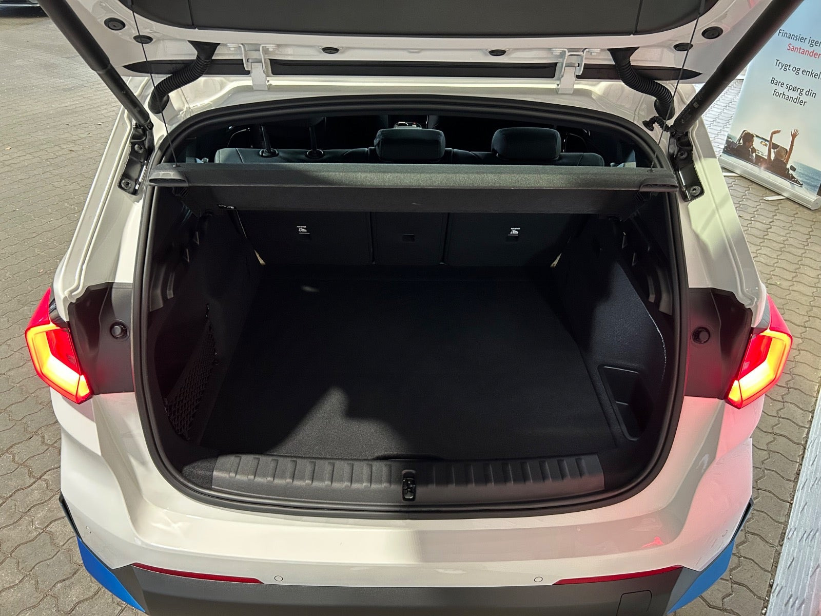 Hvid BMW iX1 fra 2023