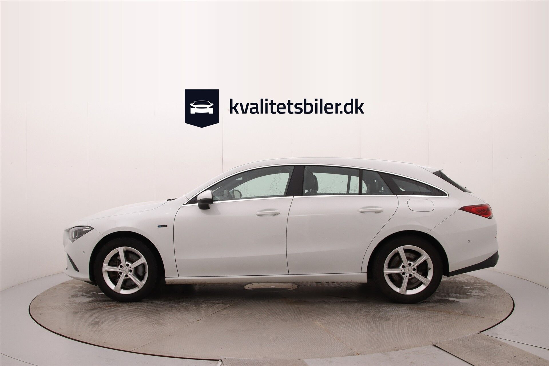 Hvid Mercedes CLA250 e fra 2021