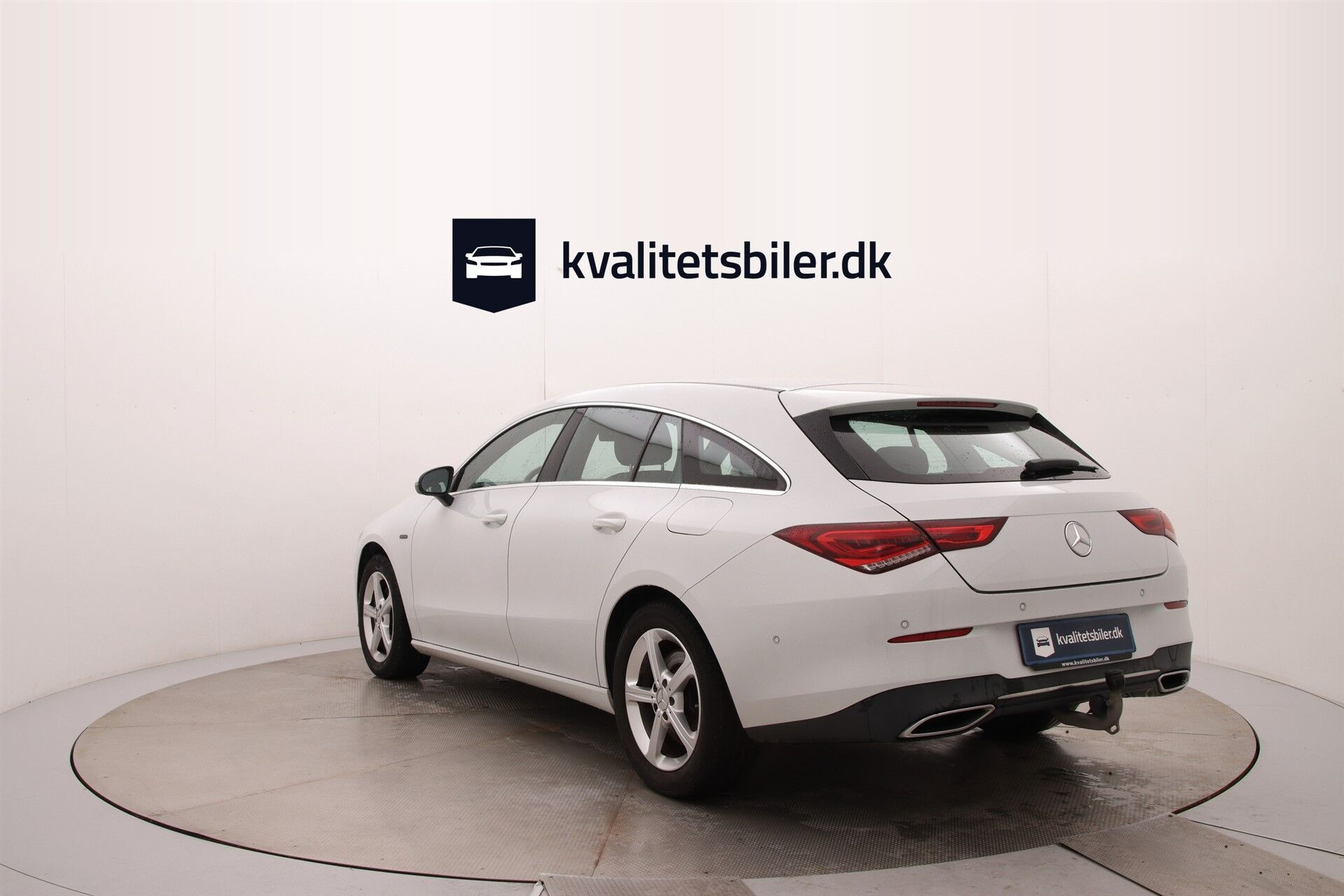 Hvid Mercedes CLA250 e fra 2021