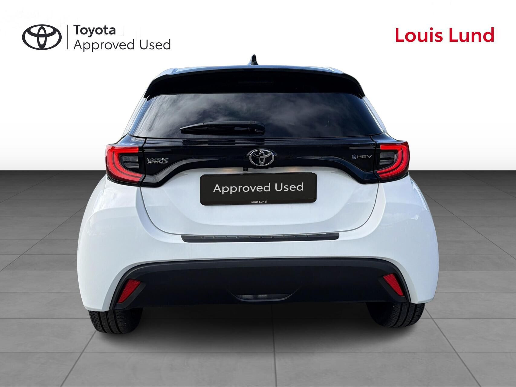 Hvid Toyota Yaris fra 2026