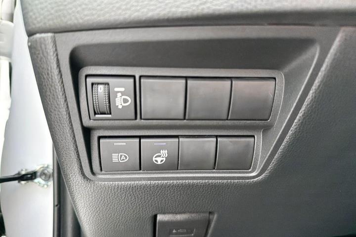 Hvid Toyota Yaris fra 2026