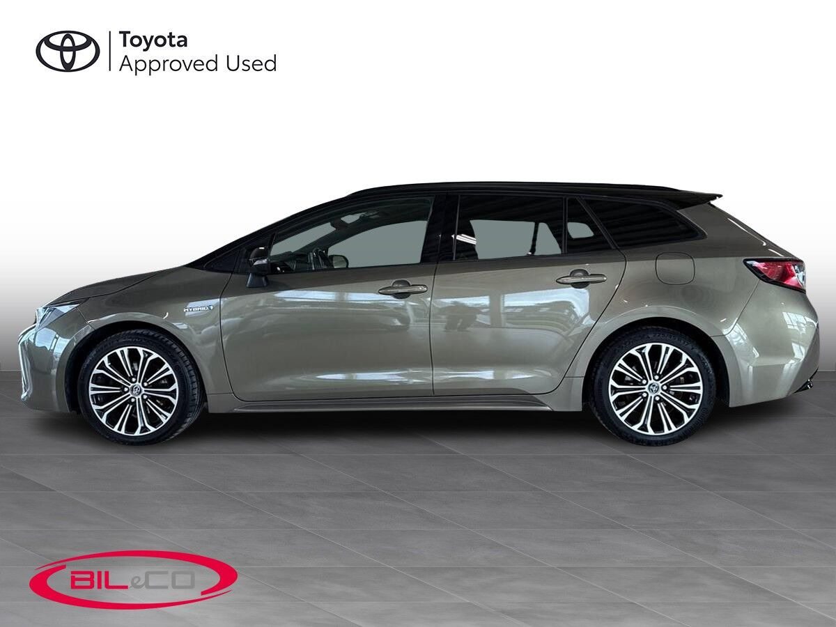 Sort Toyota Corolla fra 2019