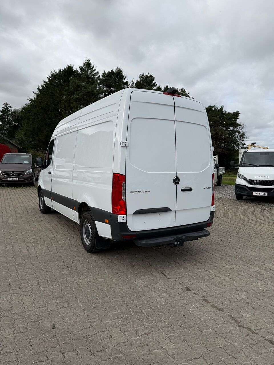 Hvid Mercedes Sprinter fra 2025