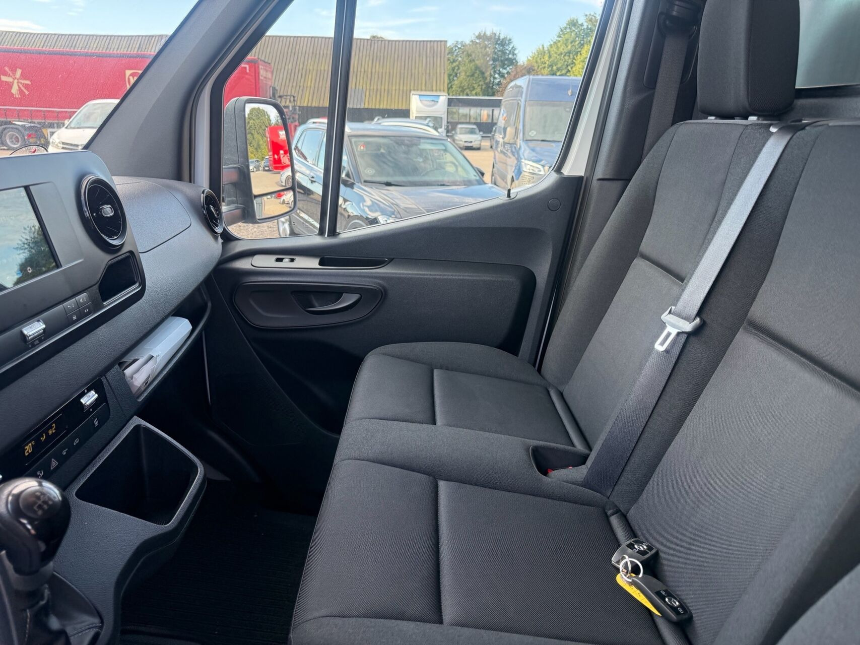 Hvid Mercedes Sprinter fra 2020