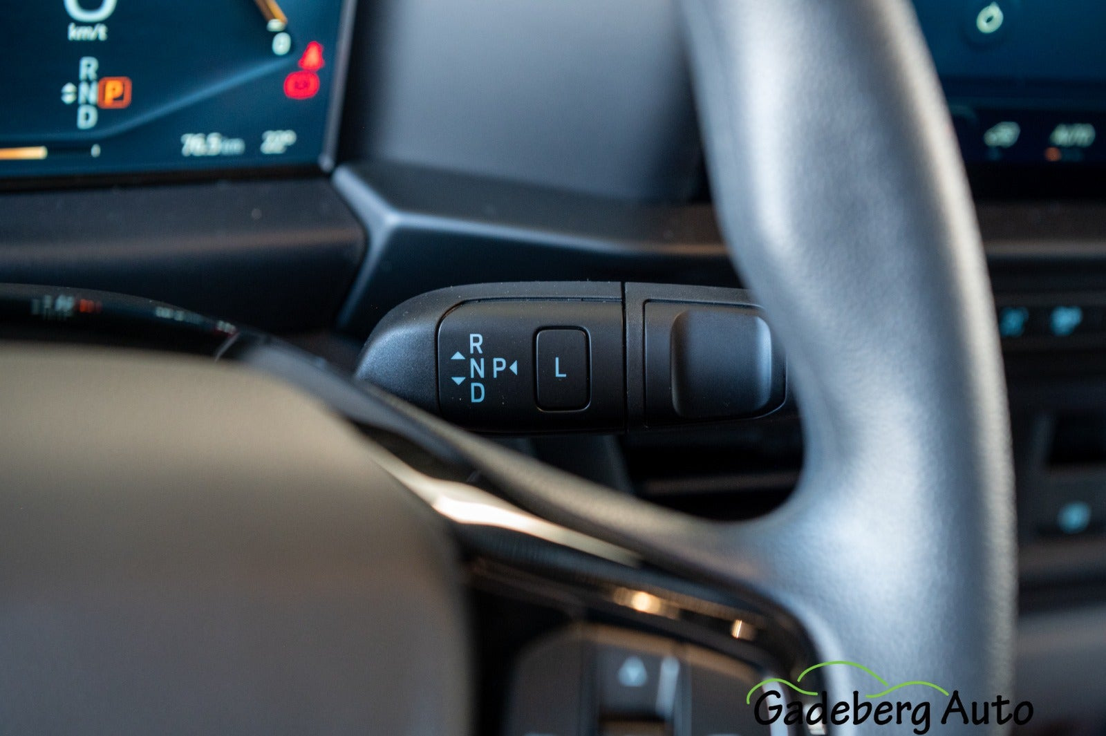 Hvid Ford E-Transit Custom 320 L1 fra 2025