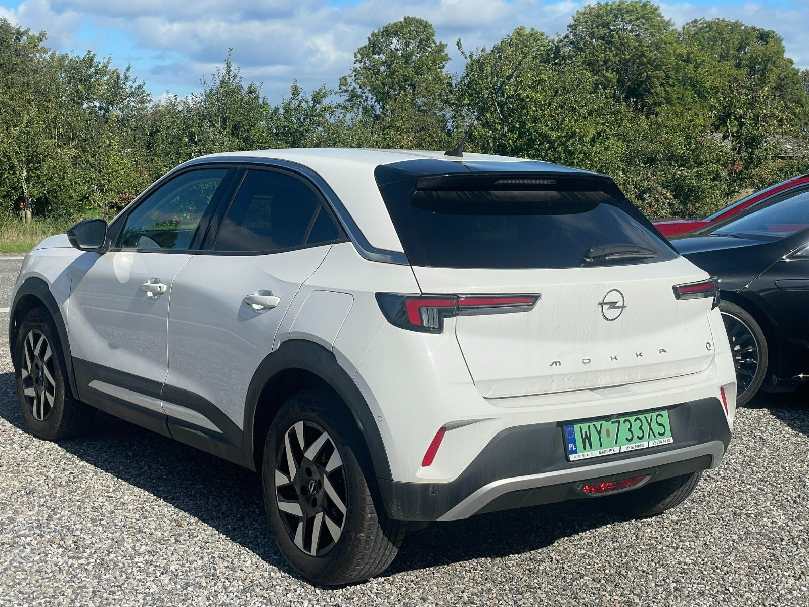 Hvid Opel Mokka-e fra 2024