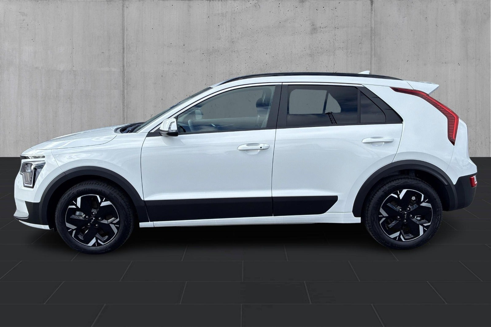 Hvid Kia Niro fra 2026