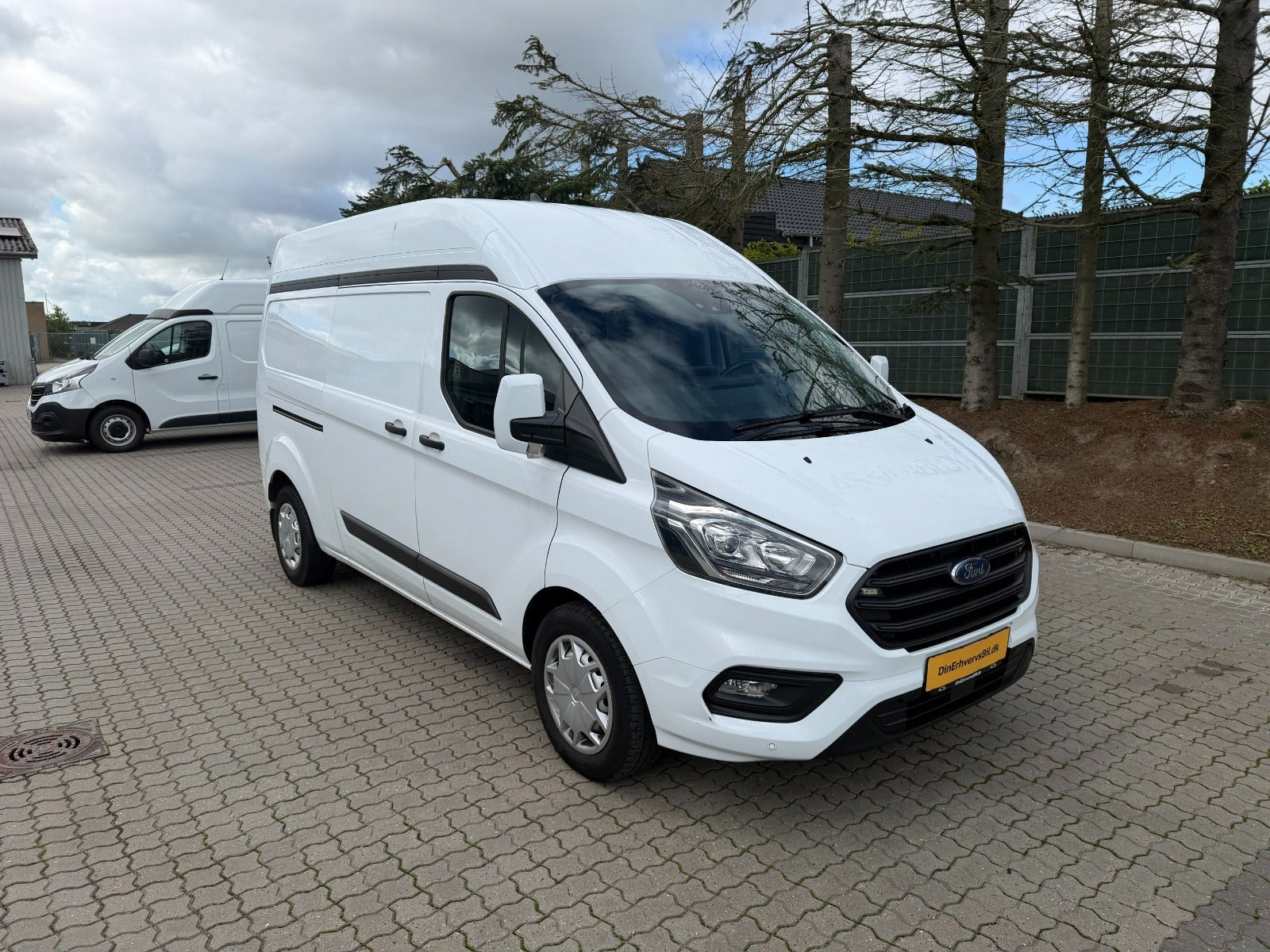Ford Transit Custom 320 L2 2,0 TDCi 130 Trend