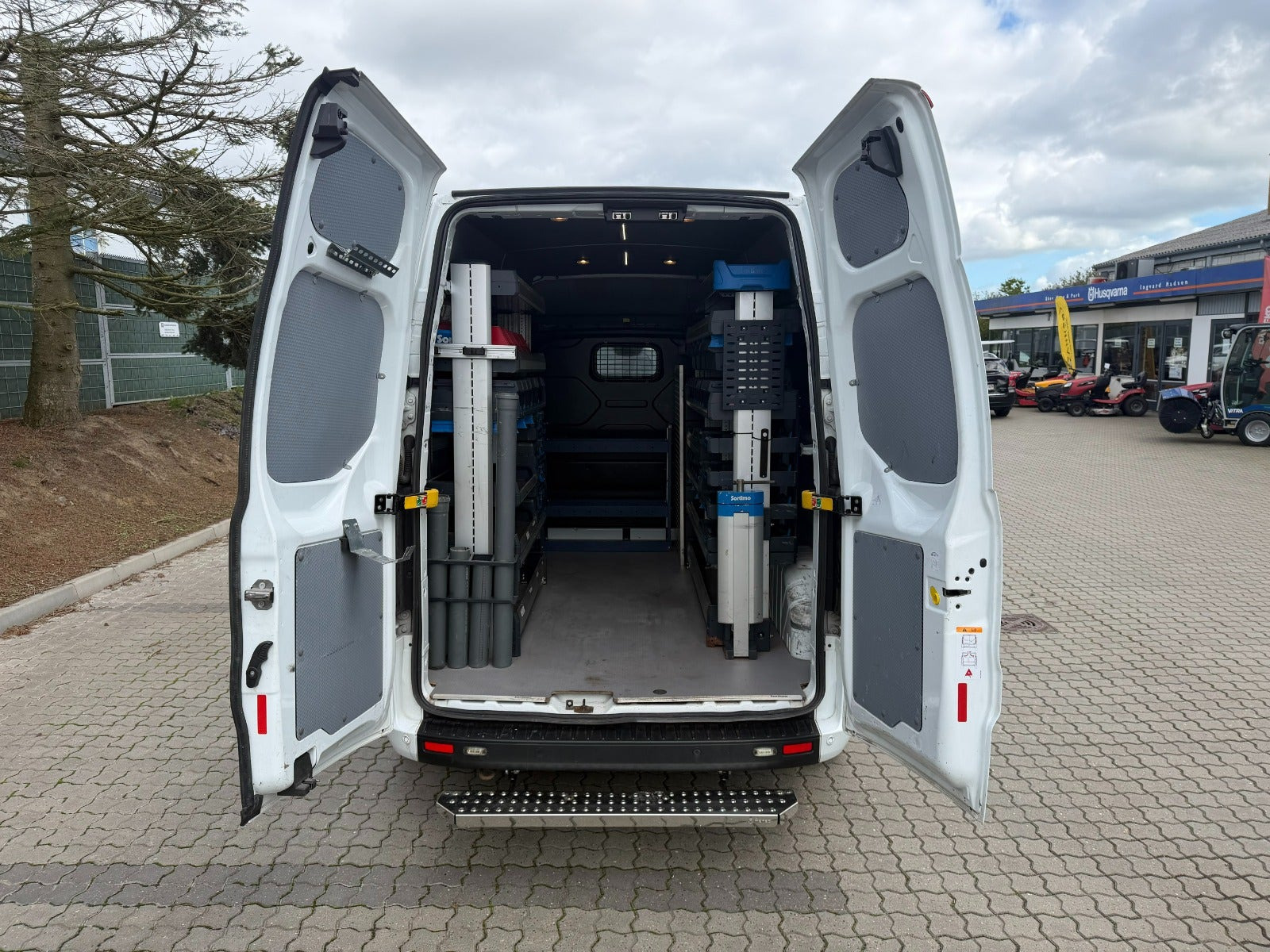 Ford Transit Custom 320 L2 2,0 TDCi 130 Trend aut.