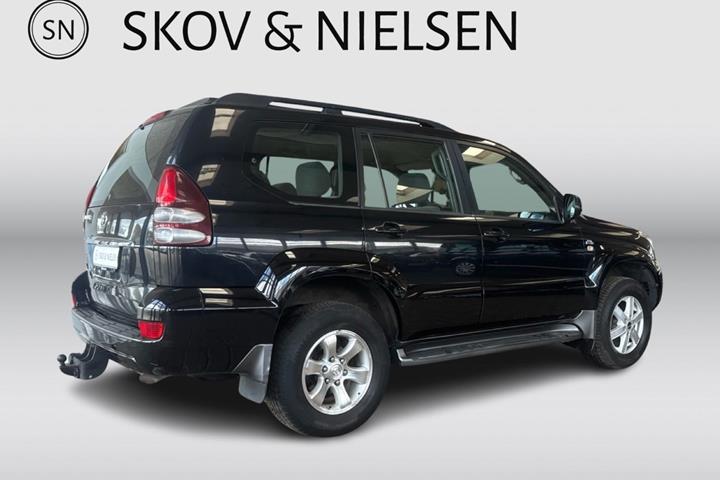 Sort Toyota Land Cruiser fra 2007