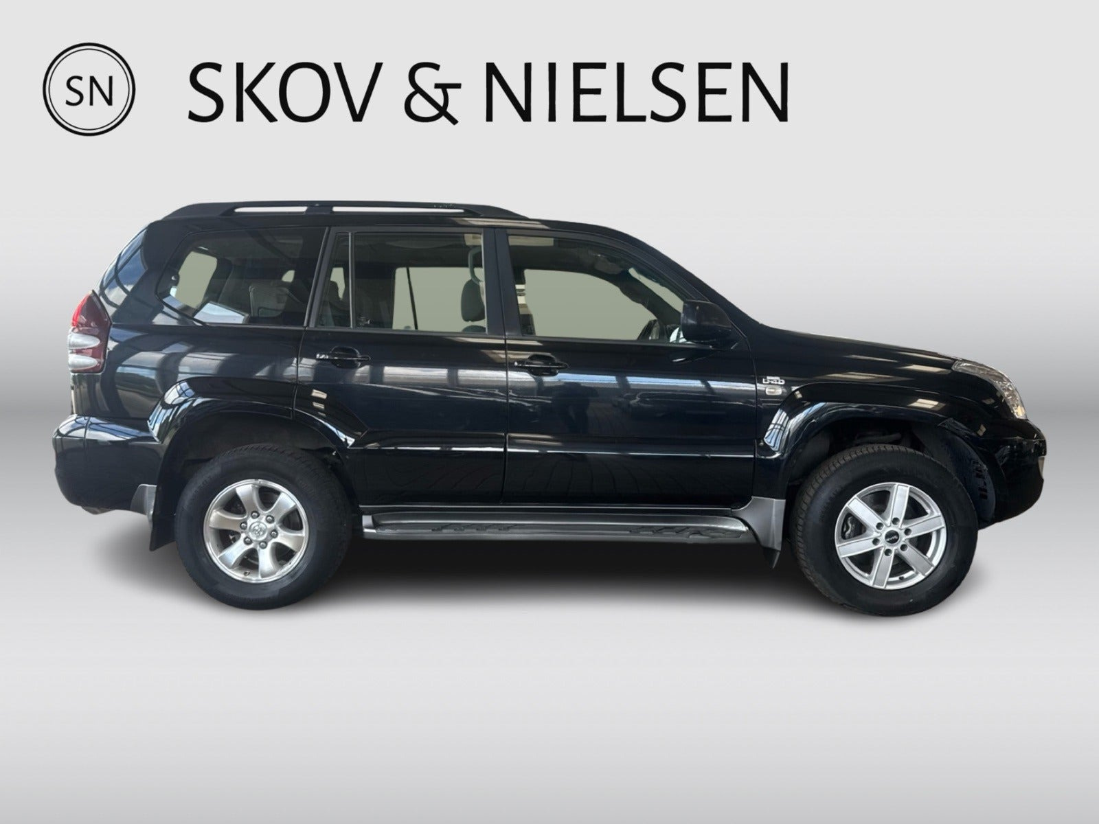 Sort Toyota Land Cruiser fra 2007