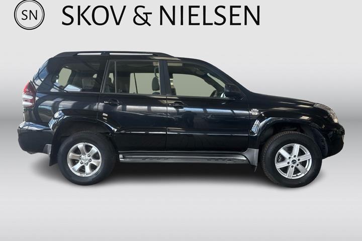 Sort Toyota Land Cruiser fra 2007