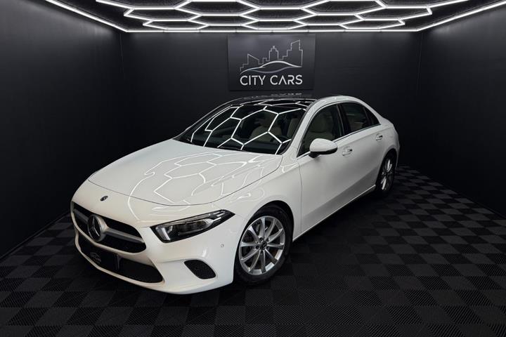 Hvid Mercedes A200 d fra 2020