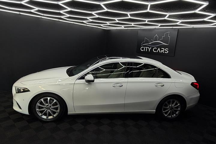 Hvid Mercedes A200 d fra 2020