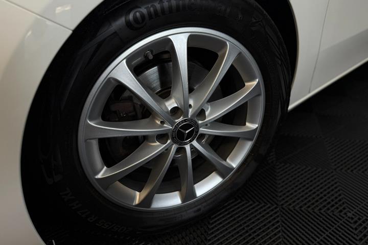 Hvid Mercedes A200 d fra 2020