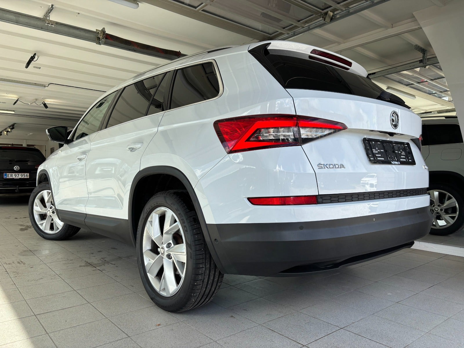 Hvid Skoda Kodiaq fra 2018