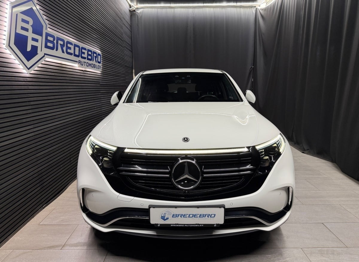 Hvid Mercedes EQC400 fra 2023