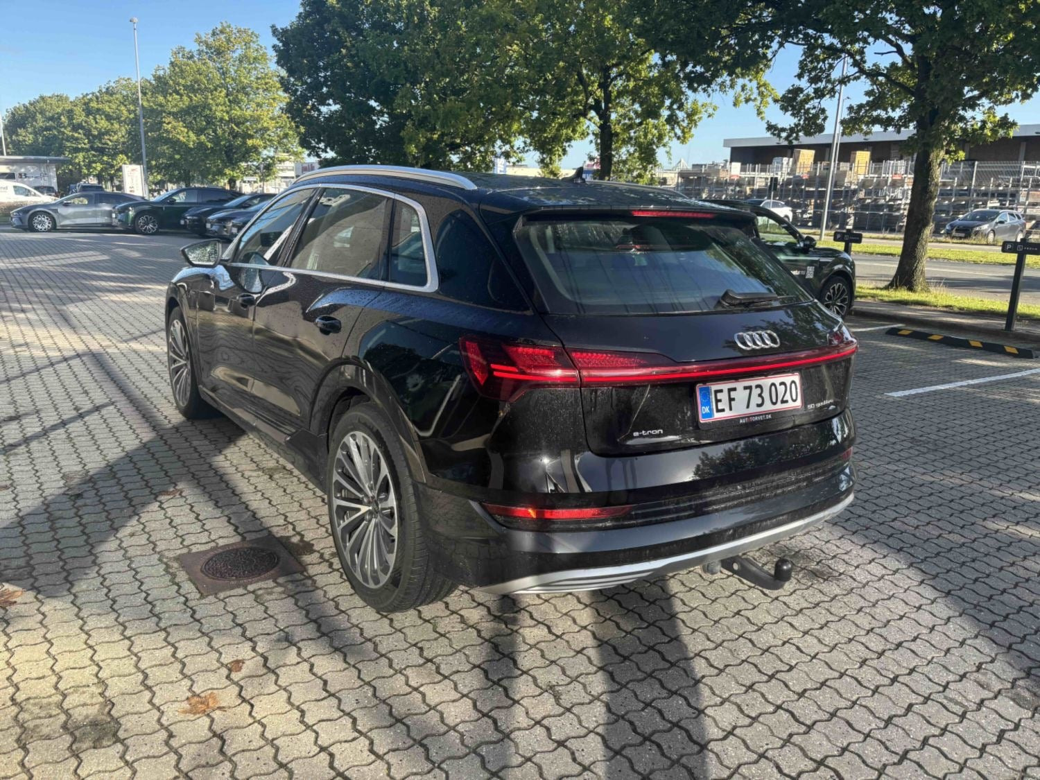 Sort Audi e-tron fra 2021