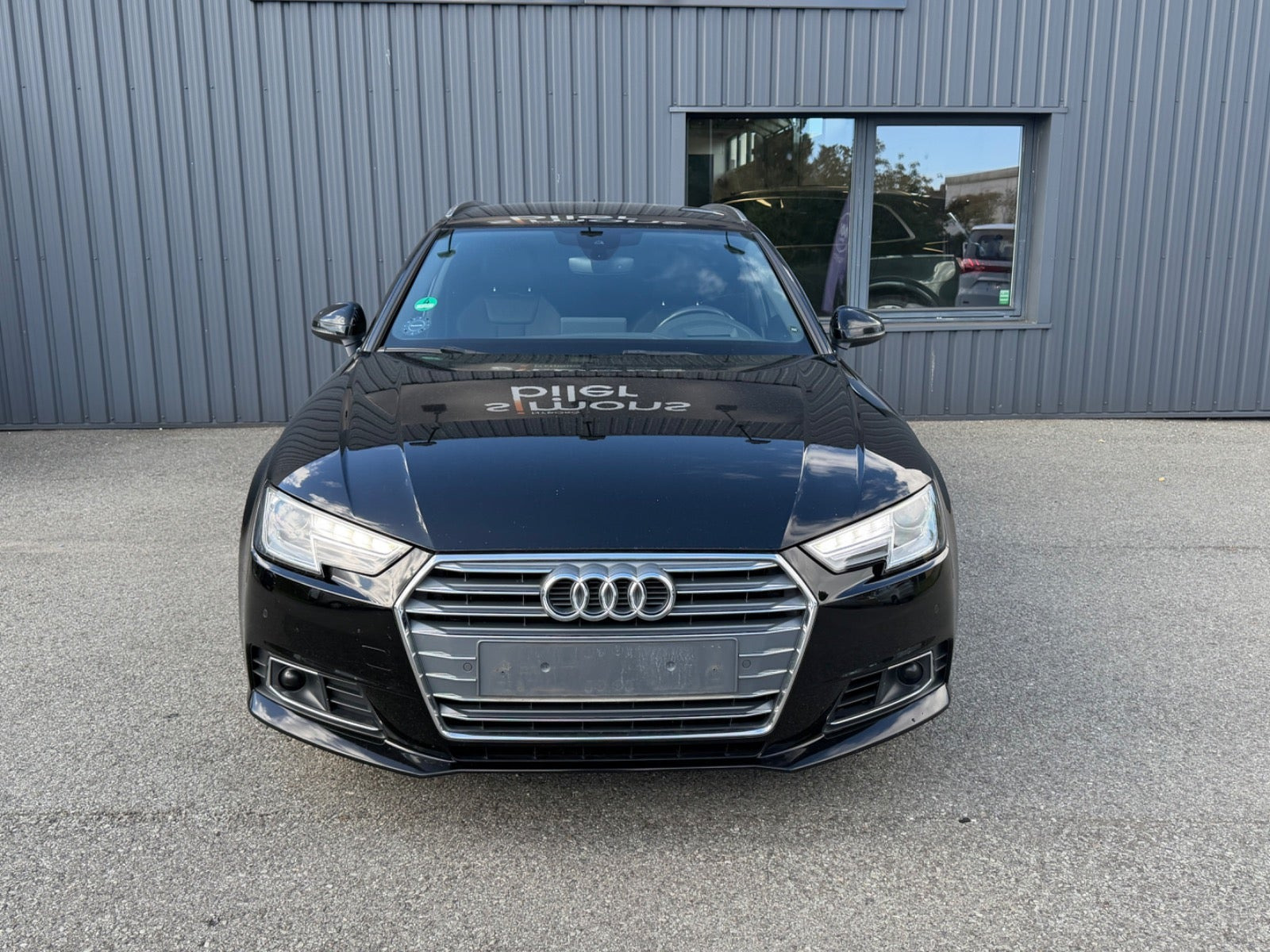 Sort Audi A4 fra 2016