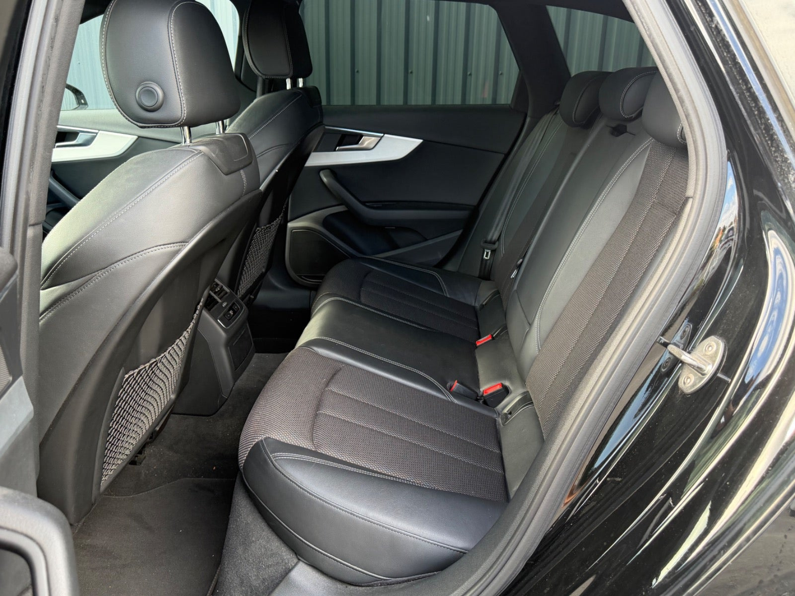 Sort Audi A4 fra 2016
