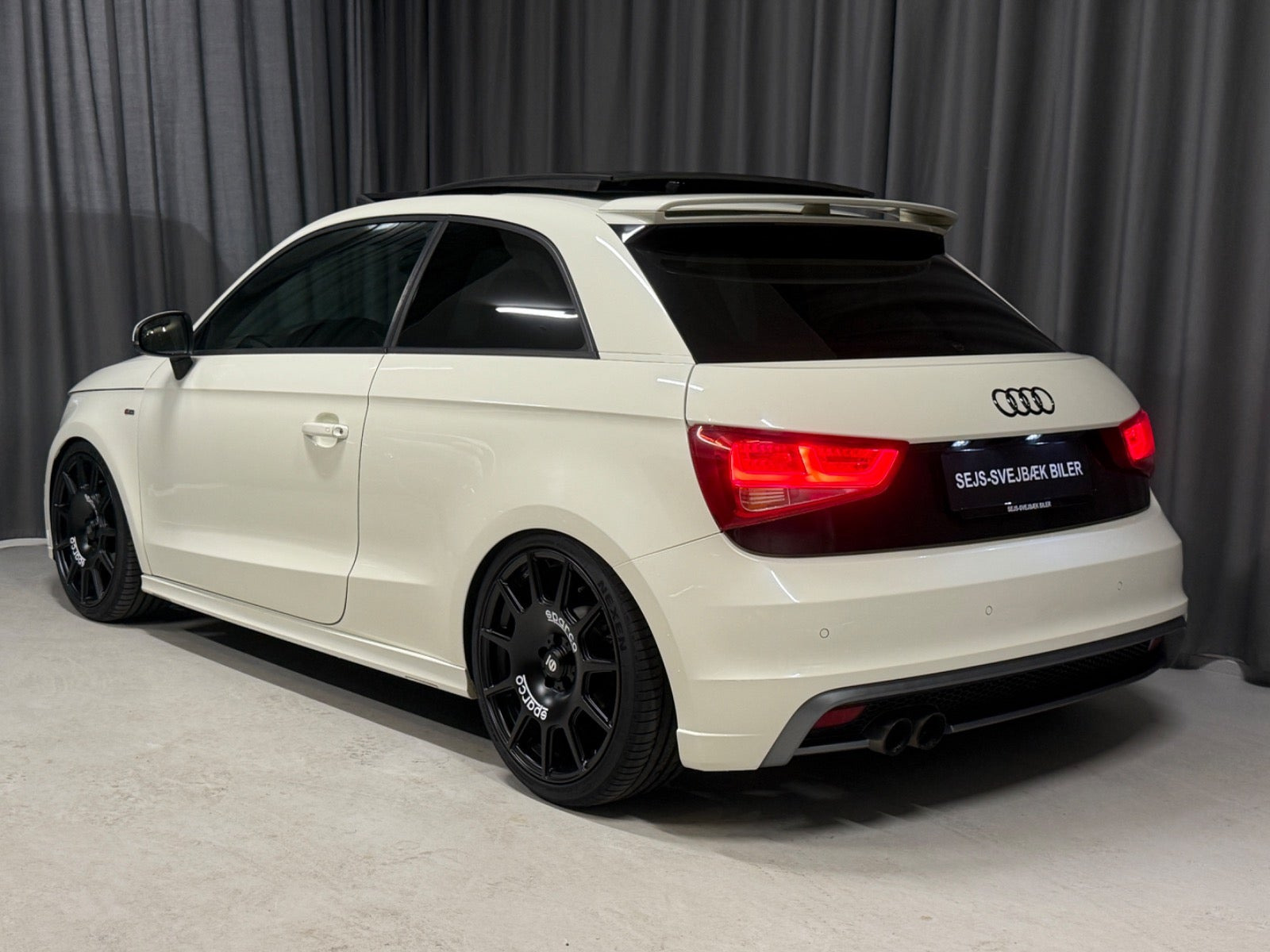 Hvid Audi A1 fra 2012