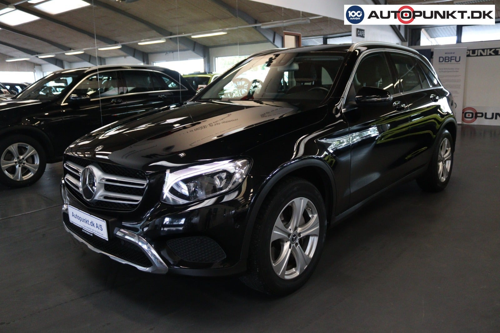 Sort Mercedes GLC220 d fra 2018