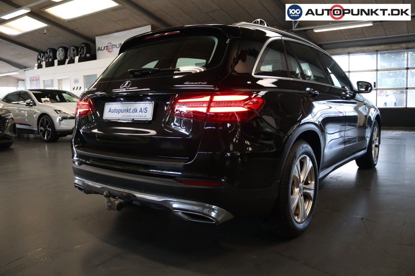 Sort Mercedes GLC220 d fra 2018
