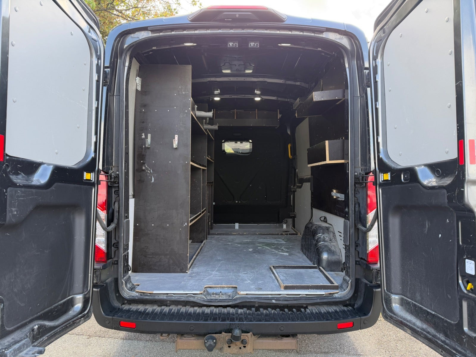 Grå Ford Transit 350 L2 Van fra 2020