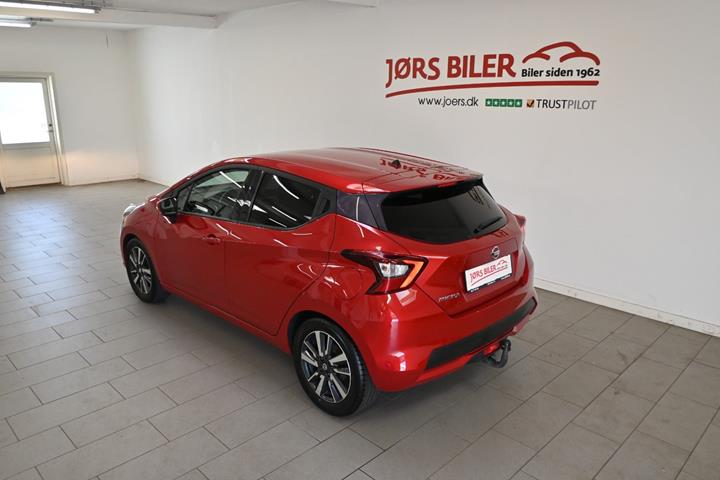 Rød Nissan Micra fra 2018