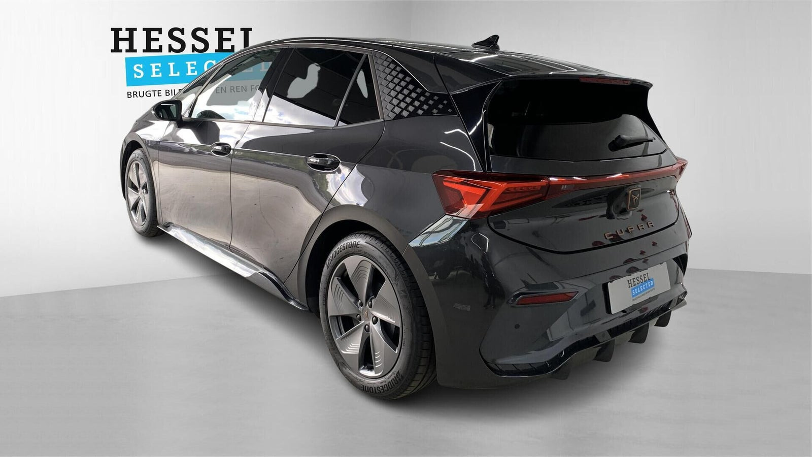 Grå Cupra Born fra 2023